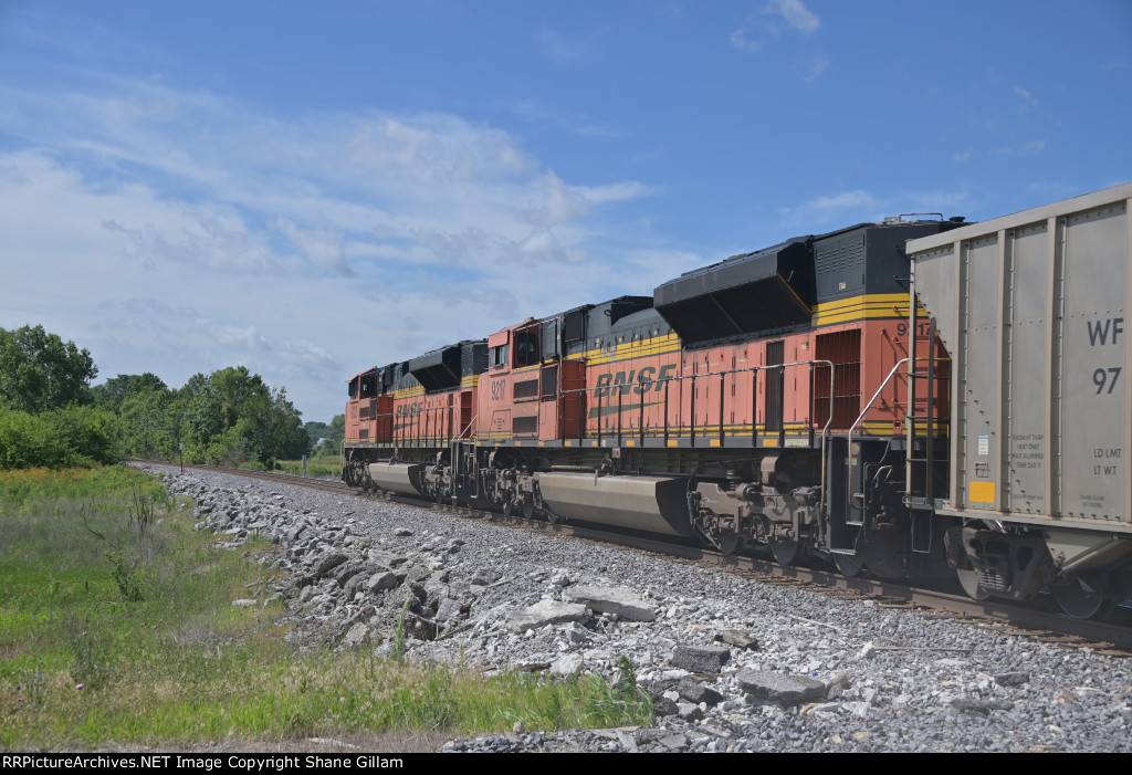 BNSF 9217 Roster shot